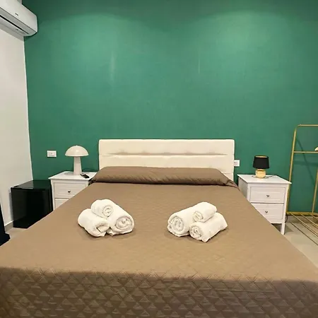 ホームステイ Eleganza Moderna Nel Centro Storico Di パレルモ